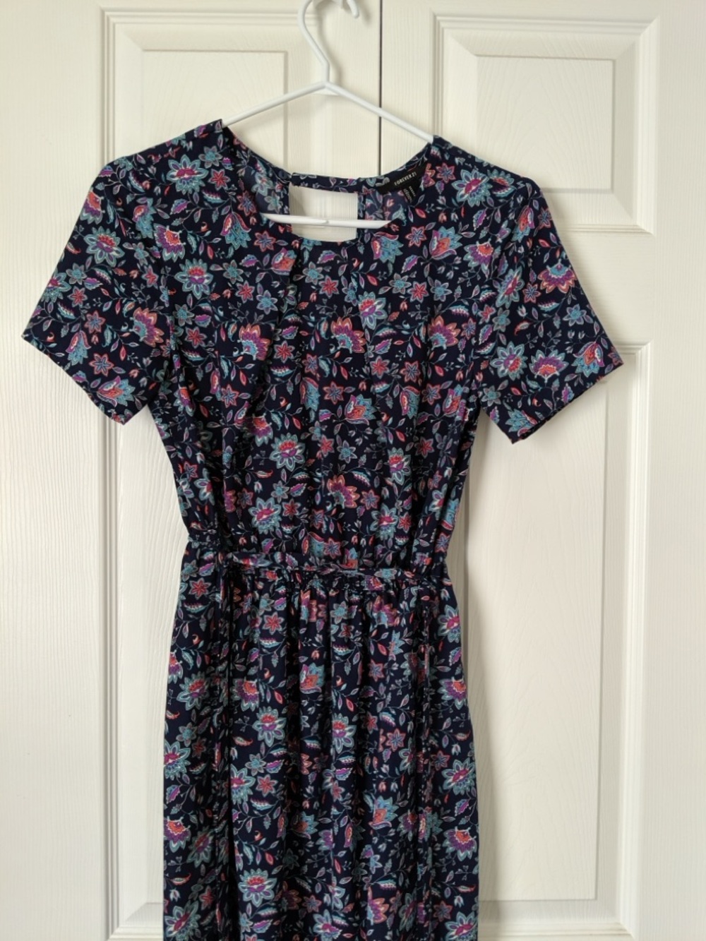 Forever 21 Navy Floral Short Sleeve Mini Dress